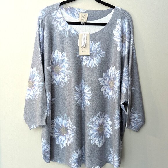 NWT Sioni Luscious Women's Gray Floral Printed 3/4 Sleeve Knit Top. Size 3X - Picture 1 of 4